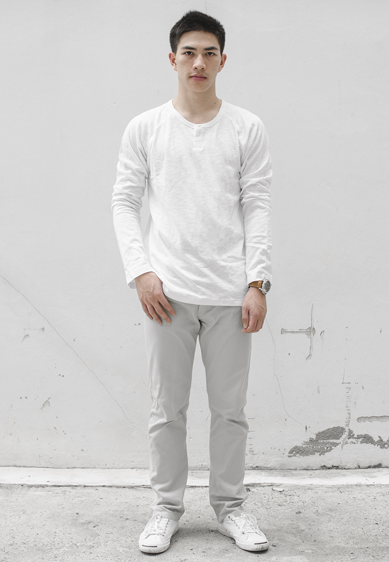 Button neck essential cotton
