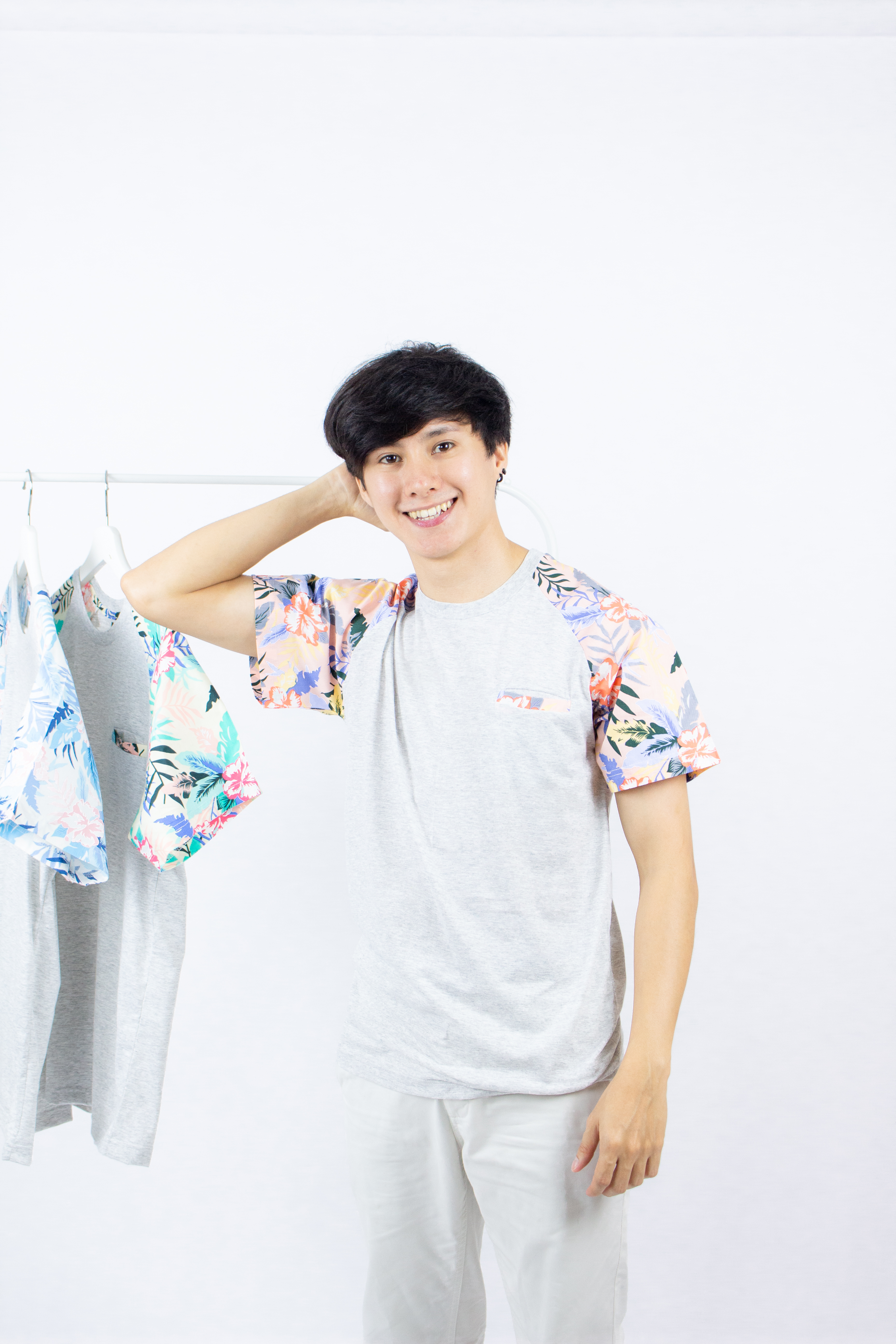 Sleeves flower t shirt pocket