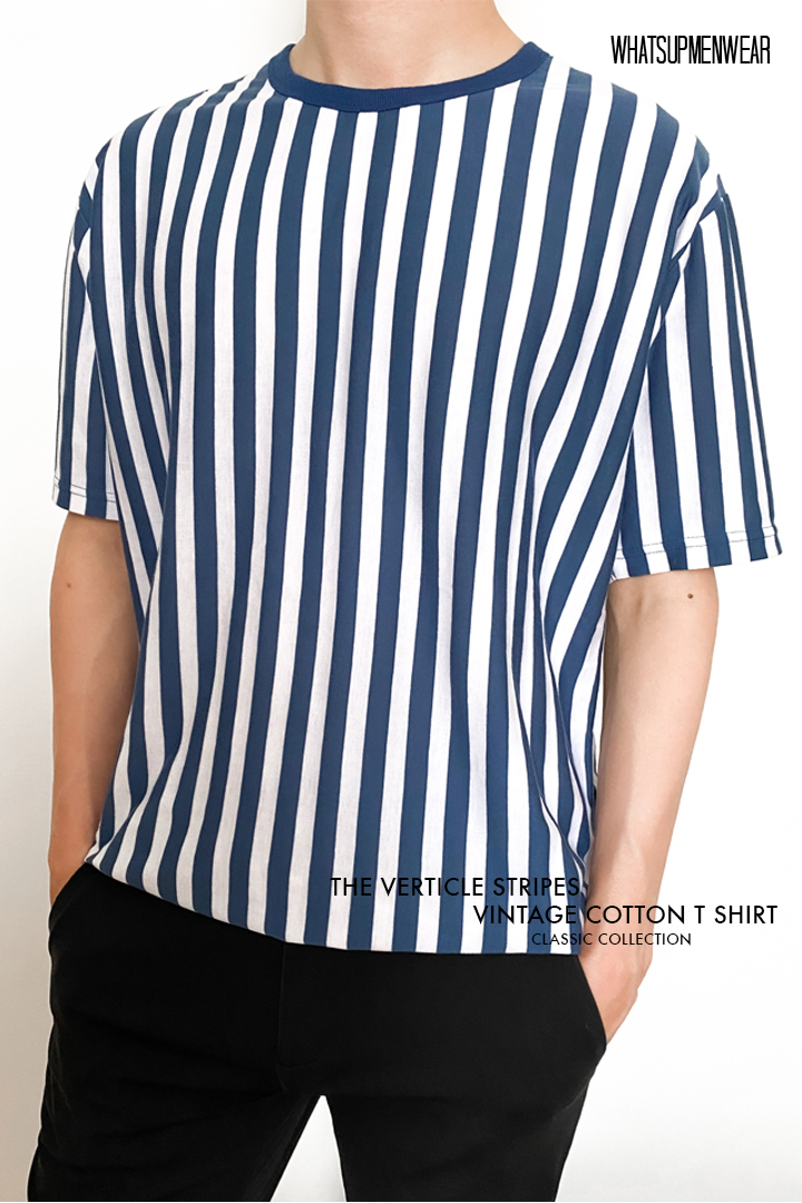 The verticle stripes  vintage cotton t shirt 