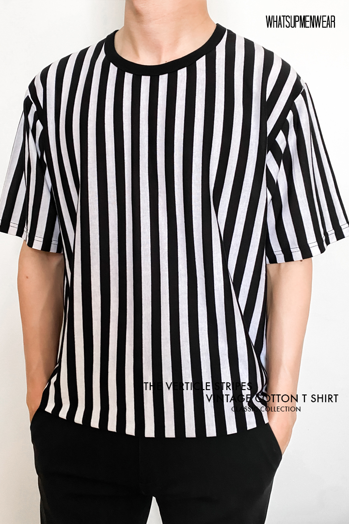 The verticle stripes  vintage cotton t shirt 