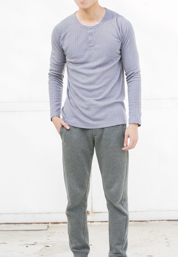 Button Neck Long Sleeves 
